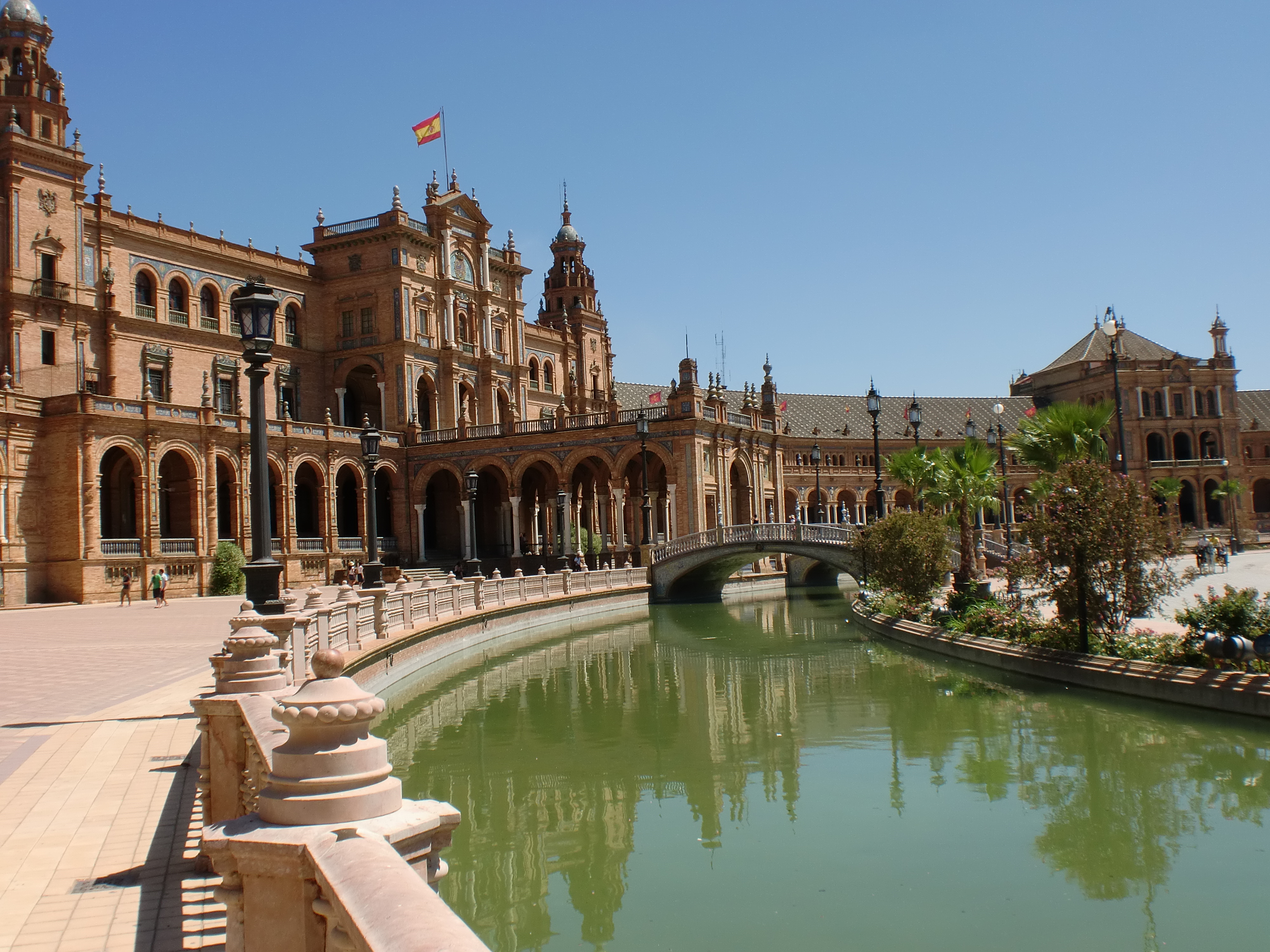 Plaza De Espana In Seville A Breathtaking Bit Of Architecture Pommie Plaza De Espana In Seville A Breathtaking Bit Of Architecture Pommie