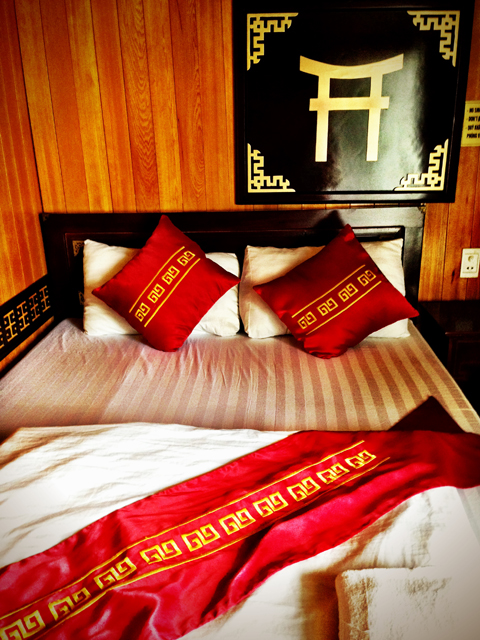 Halong Bay Cruise Room Vietnam