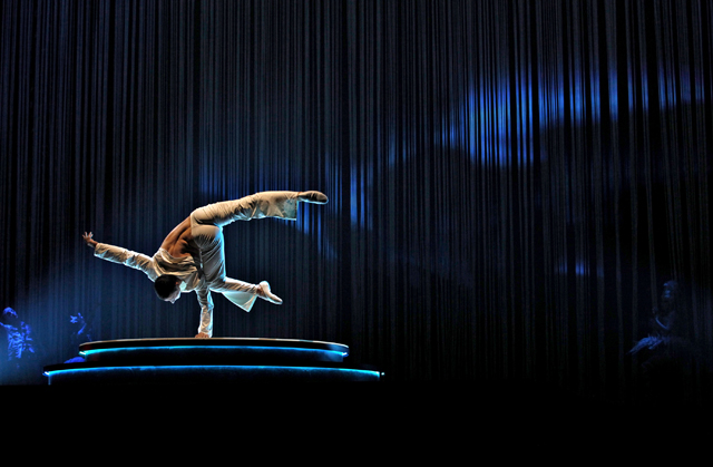 Zarkana Cirque du Soleil Las Vegas Hand Balancing