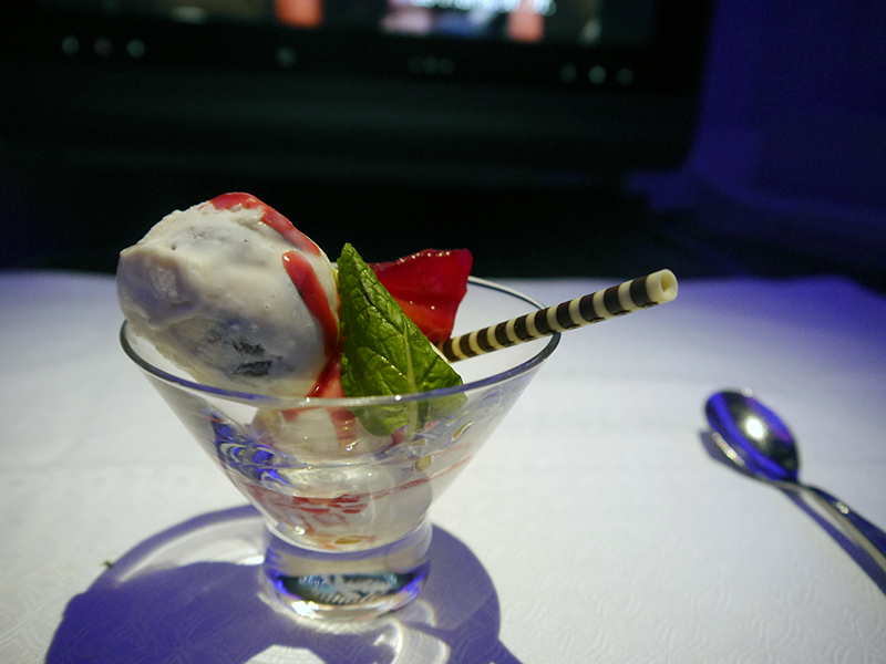 Qatar Airways Gourmet Ice Cream Business Class Dessert