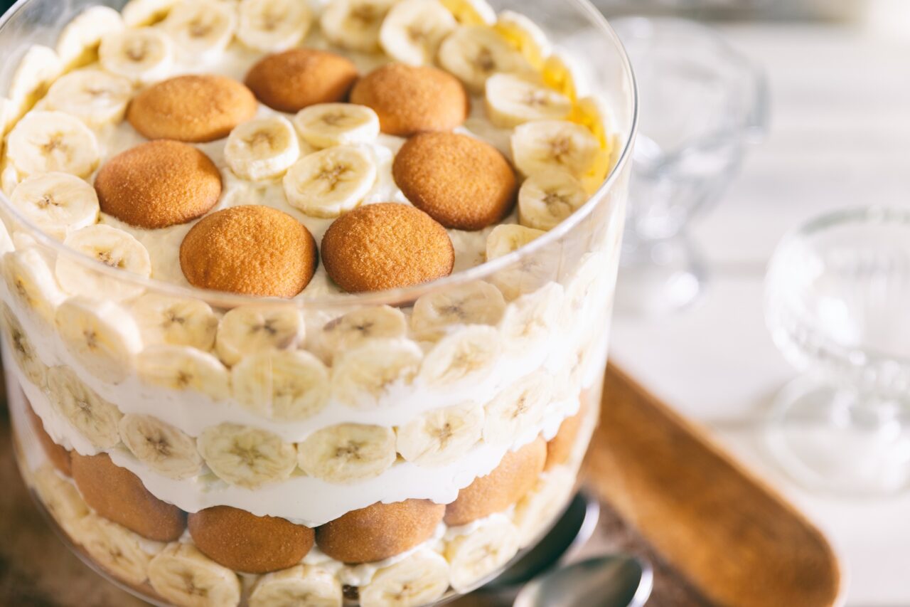 Banana pudding - popular food in Alabama