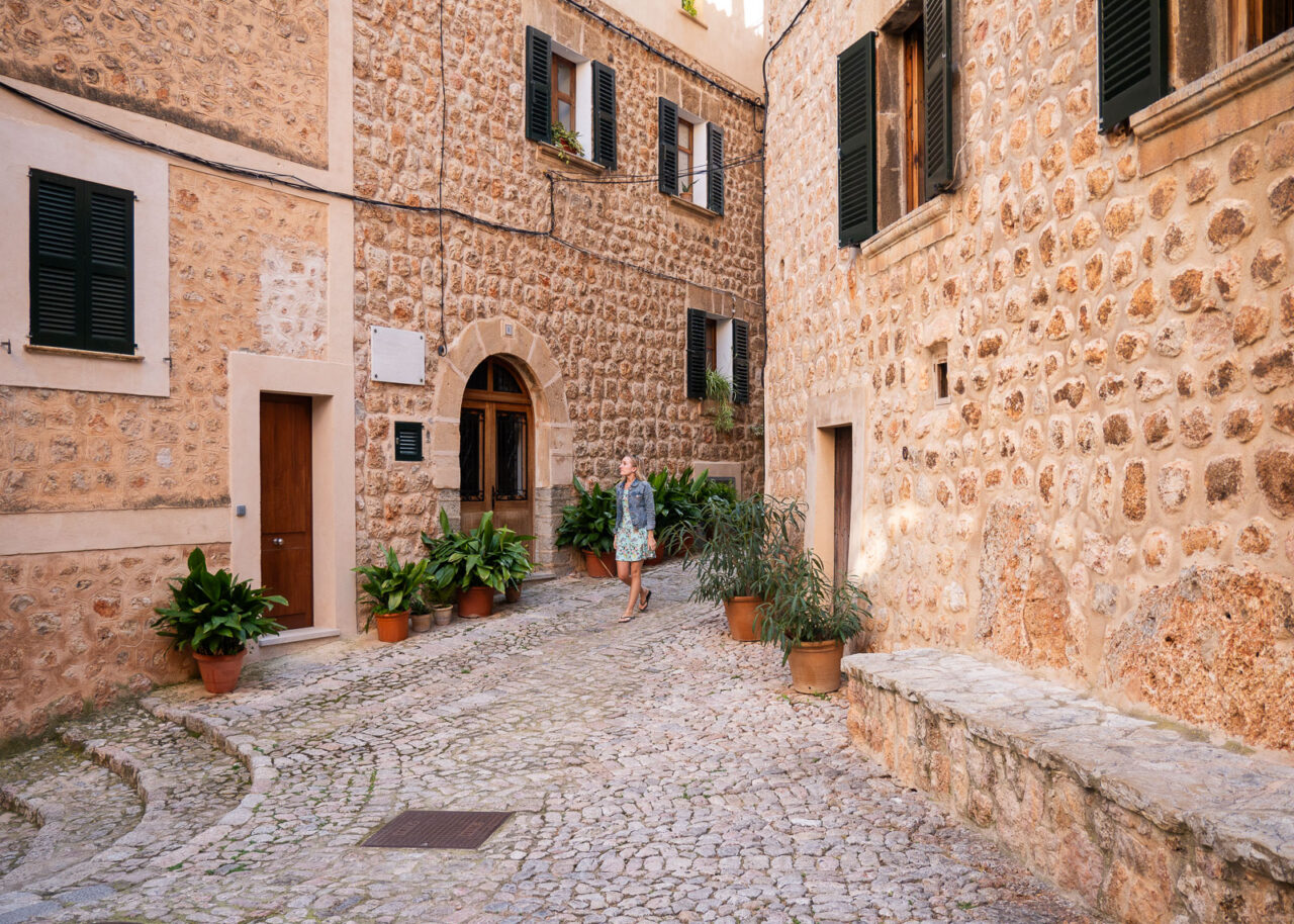 Cobbled streets and buildings in the pretty village of Fornalutx, Mallorca