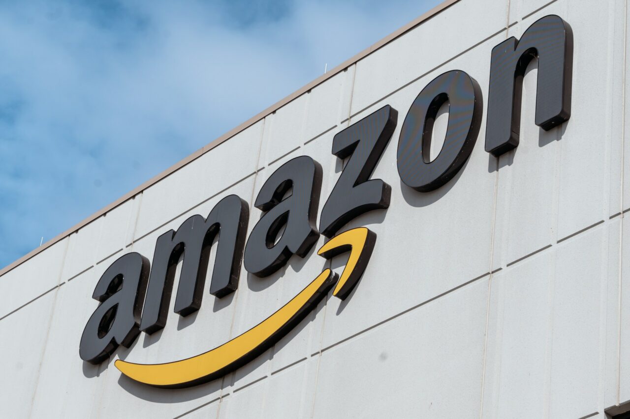 Amazon warehouse logo