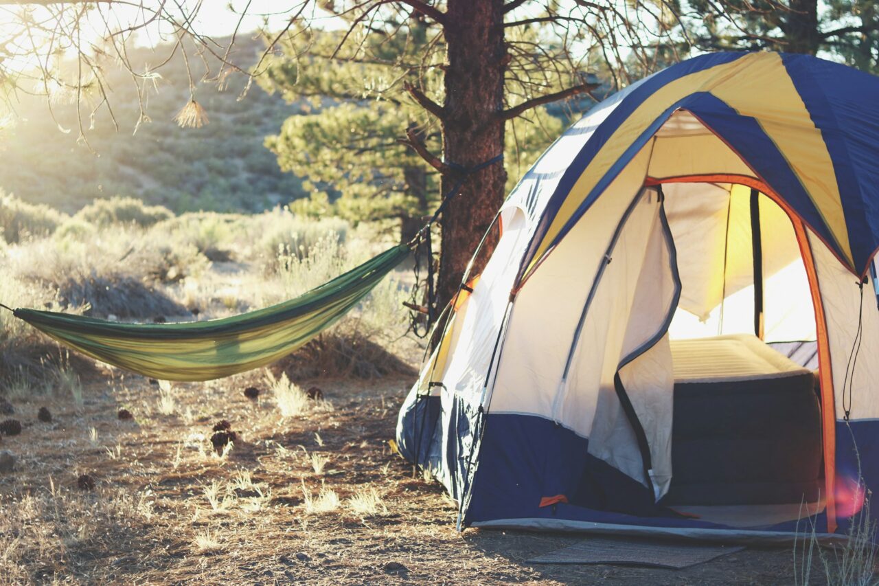Camping tent