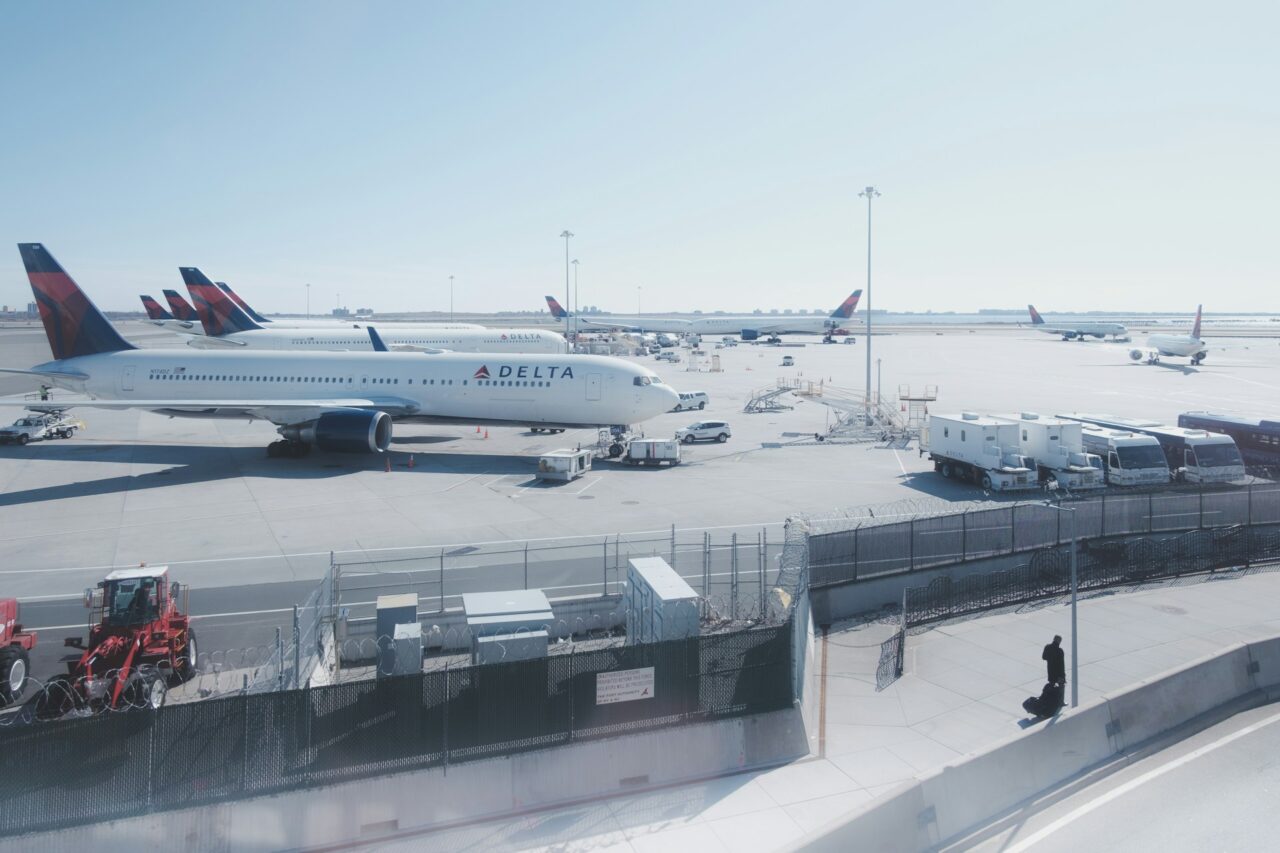 Delta planes at JFK airport