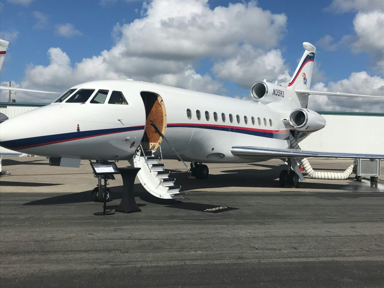 Private jet